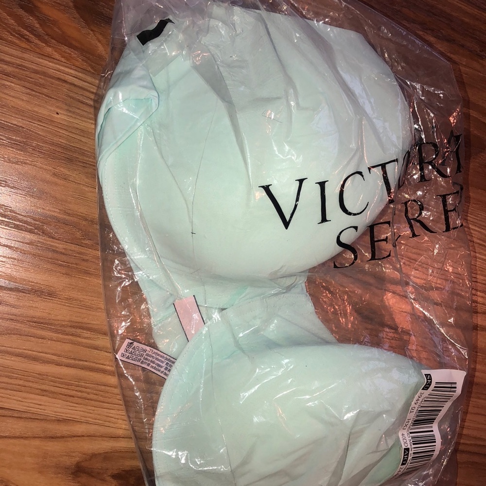 New vs bra